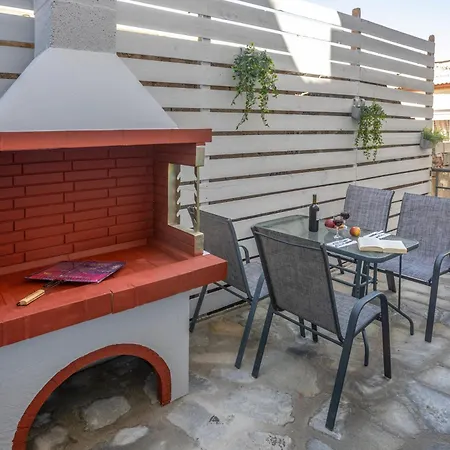 Christos * Néa Péramos